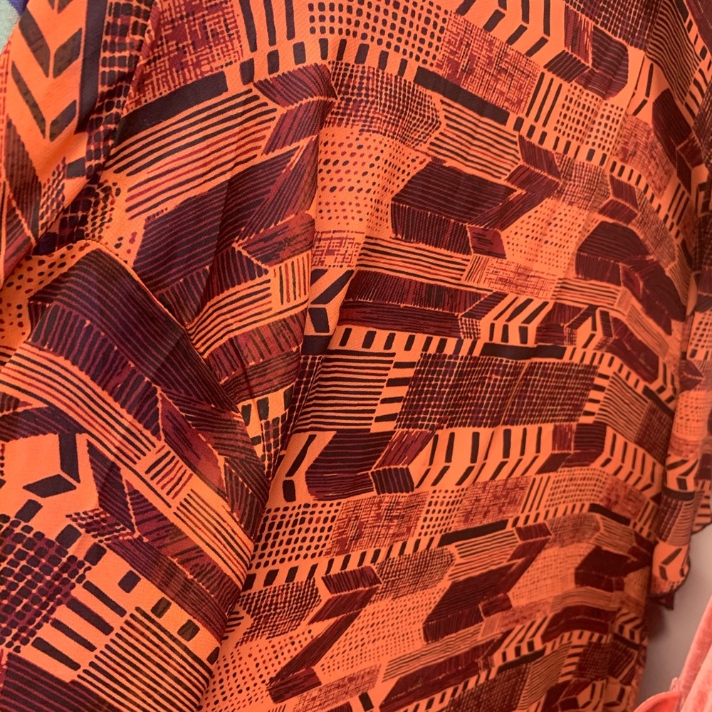 Lularoe - Picture 3 of 8